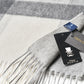 (Grau) Kaschmirschal 100% Cashmere – Detailansicht Prince Bowtie Label