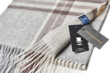 (Grau) Cashmere Schal 100% Kaschmir – Detailansicht Prince Bowtie Label