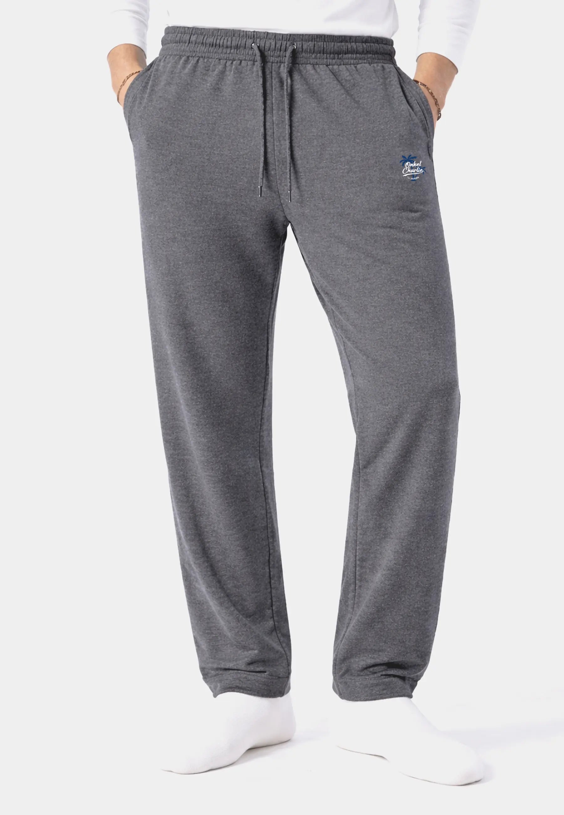 (Grau) Herren Lounge Hose – Vorderansicht getragen