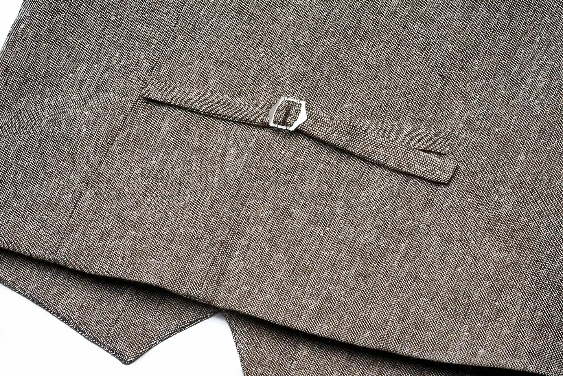 (Beige) Westen Set Herren Tweed – Rückseite mit verstellbarem Riegel